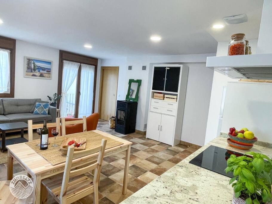 Casa Zunbeltz De 3 Habitaciones En Plena Montana Lezáun 외부 사진